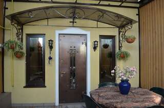 Дома для отпуска Holiday Home Sauvignon Одесса Дом для отпуска-4